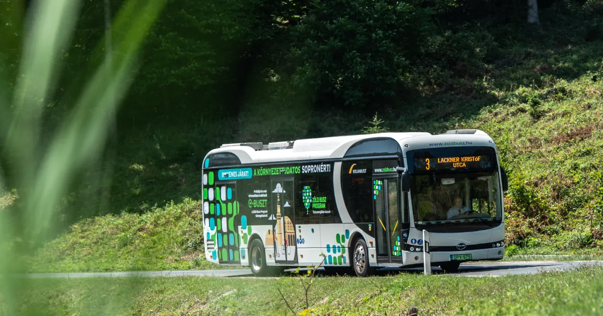 Elektormos busz Sopronban